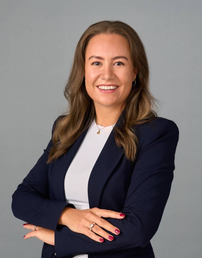 Nora Larsen Rørvik - Eiendomsmegler / Partner | Eiendomsmegler Krogsveen
