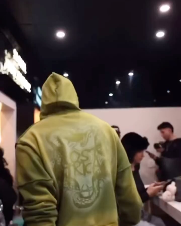 Marathon Burger Opens Flagship in Fairfax District, Honoring Nipsey Hussle's Legacy media 8