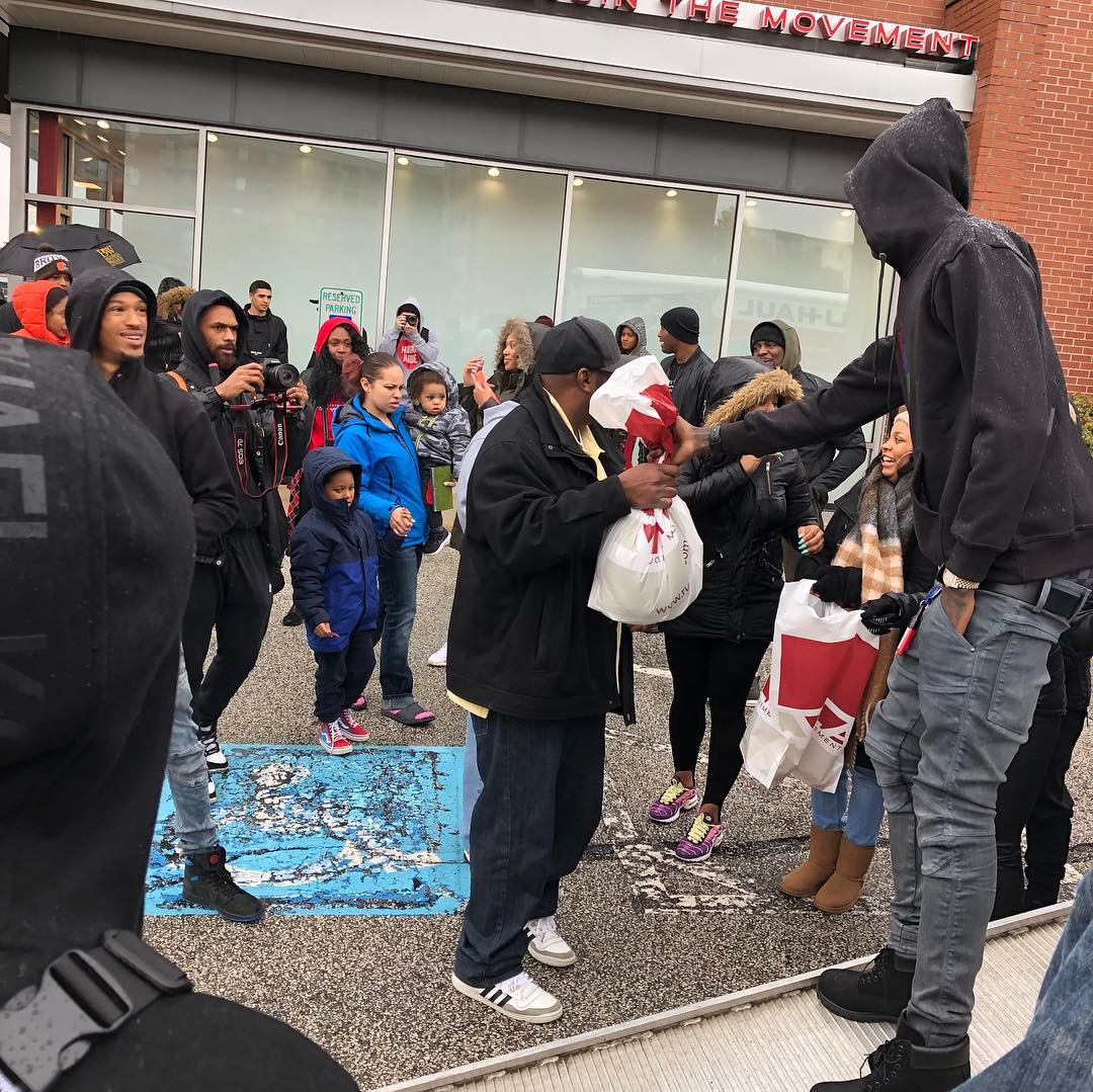 YFL Kelvin Teams Up with DJs to Deliver Turkeys in Cleveland's 6th Annual Turkey Drive media 2