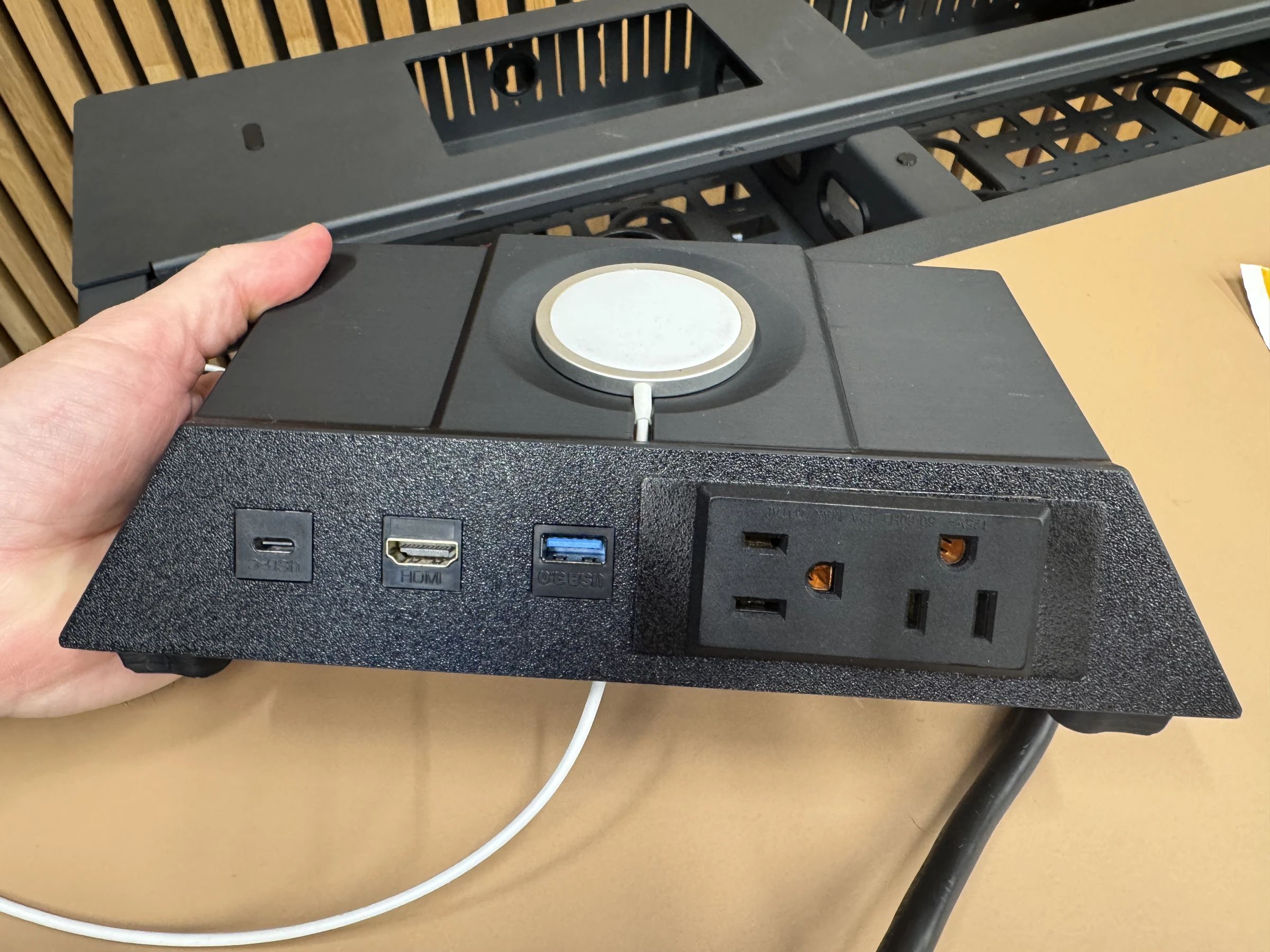 Photograph 26. The populated insert viewed from the front.