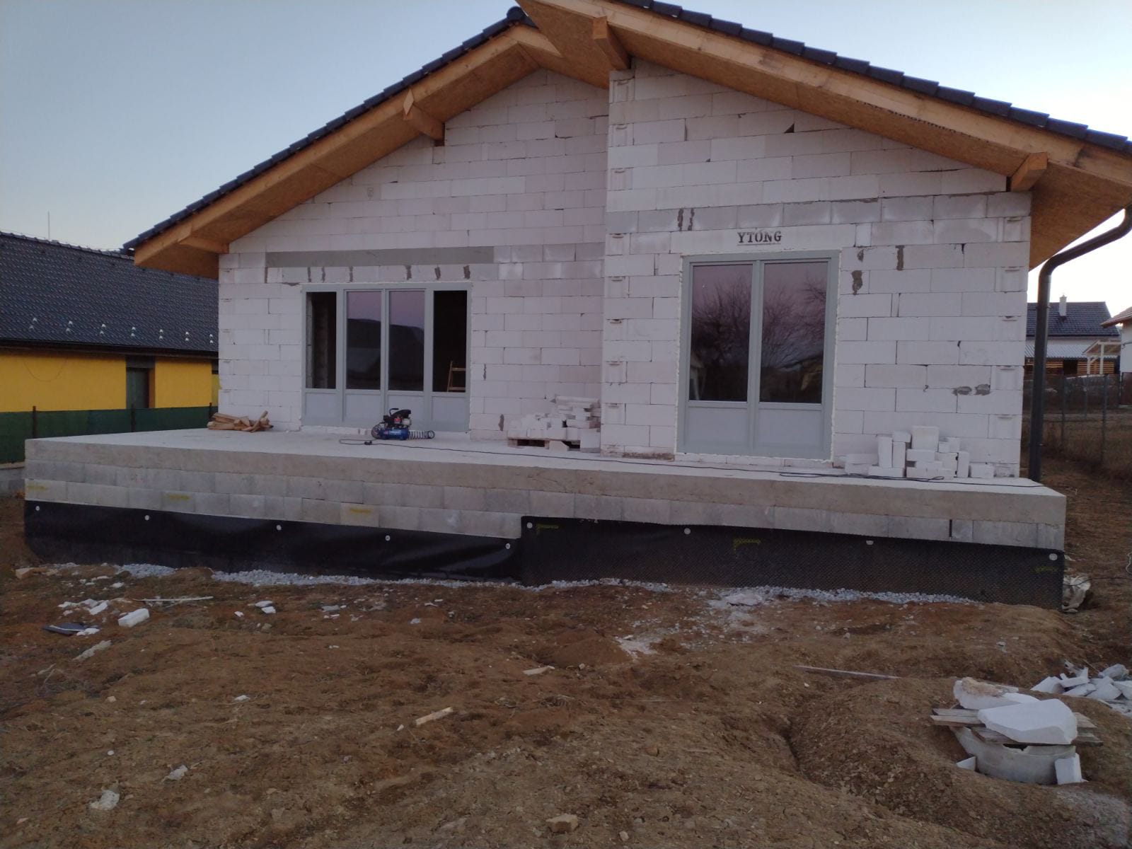 Spišské Tomášovce – Nízkoenergetický rodinný dom s čistým dizajnom a garážou v Spišských Tomášovciach. – obrázok 4