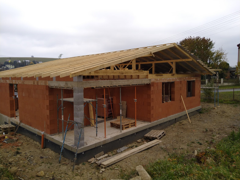 Spišská Nová Ves Ferčekovce – Rodinný bungalov v tichej štvrti s výhľadom na les a kopce v lokalite Spišská Nová Ves – Ferčekovce. – obrázok 4