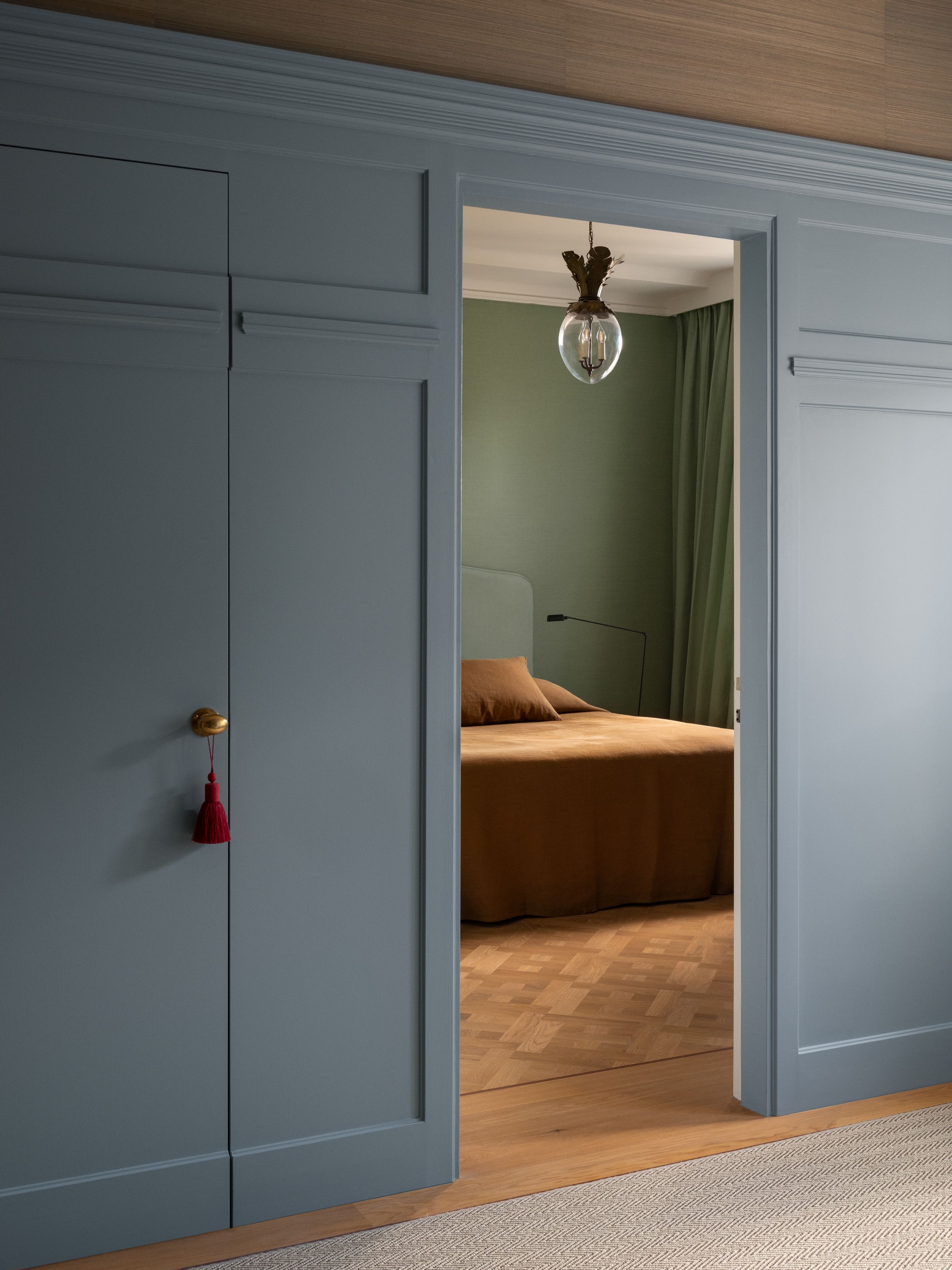 Dusty blue wall colour 