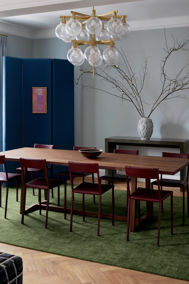 Colourful dining room