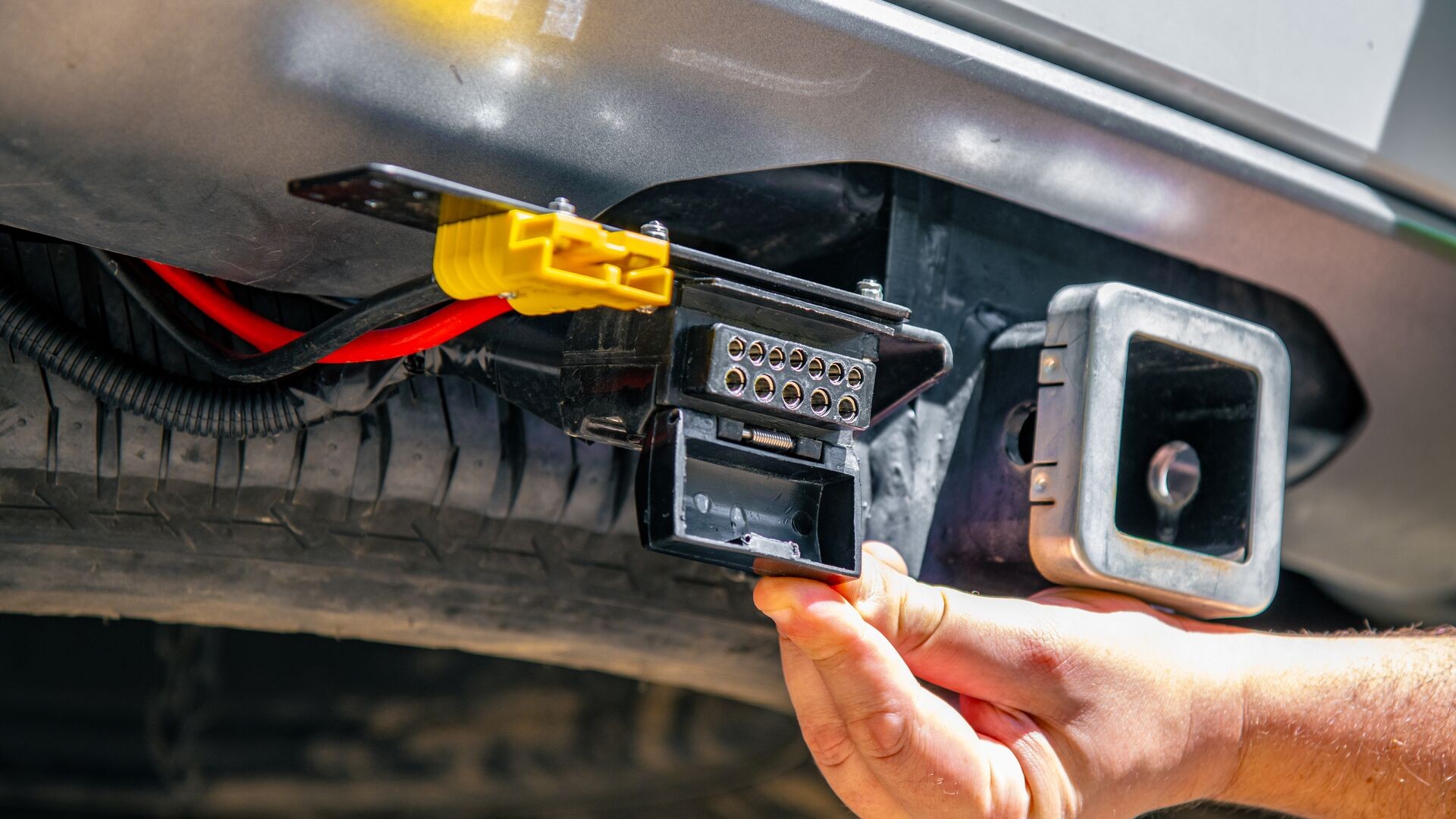 Stay Connected with Confidence – Narva Trailer Connectors and Adaptors Range