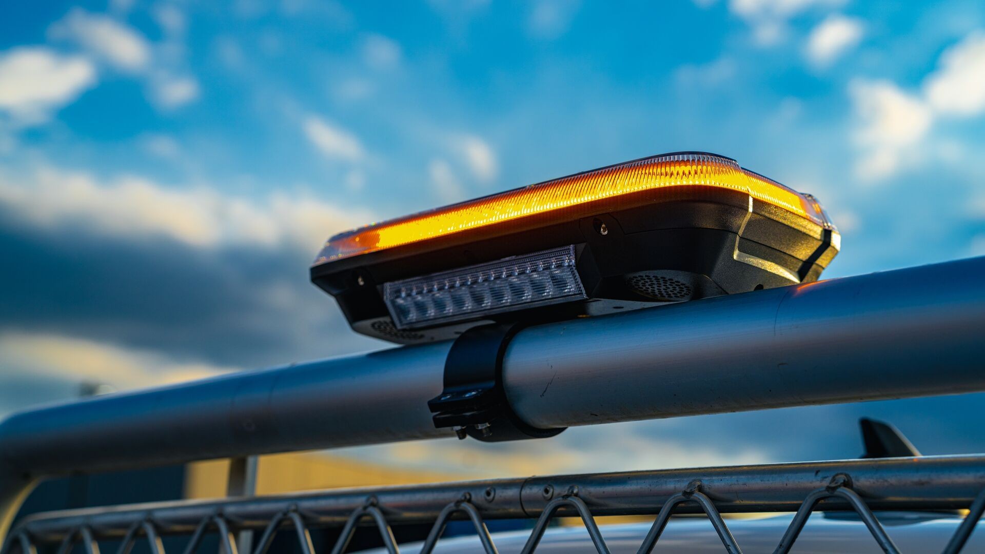 Simplify Safety with the NARVA AeroTech® Multi-Function Light Box