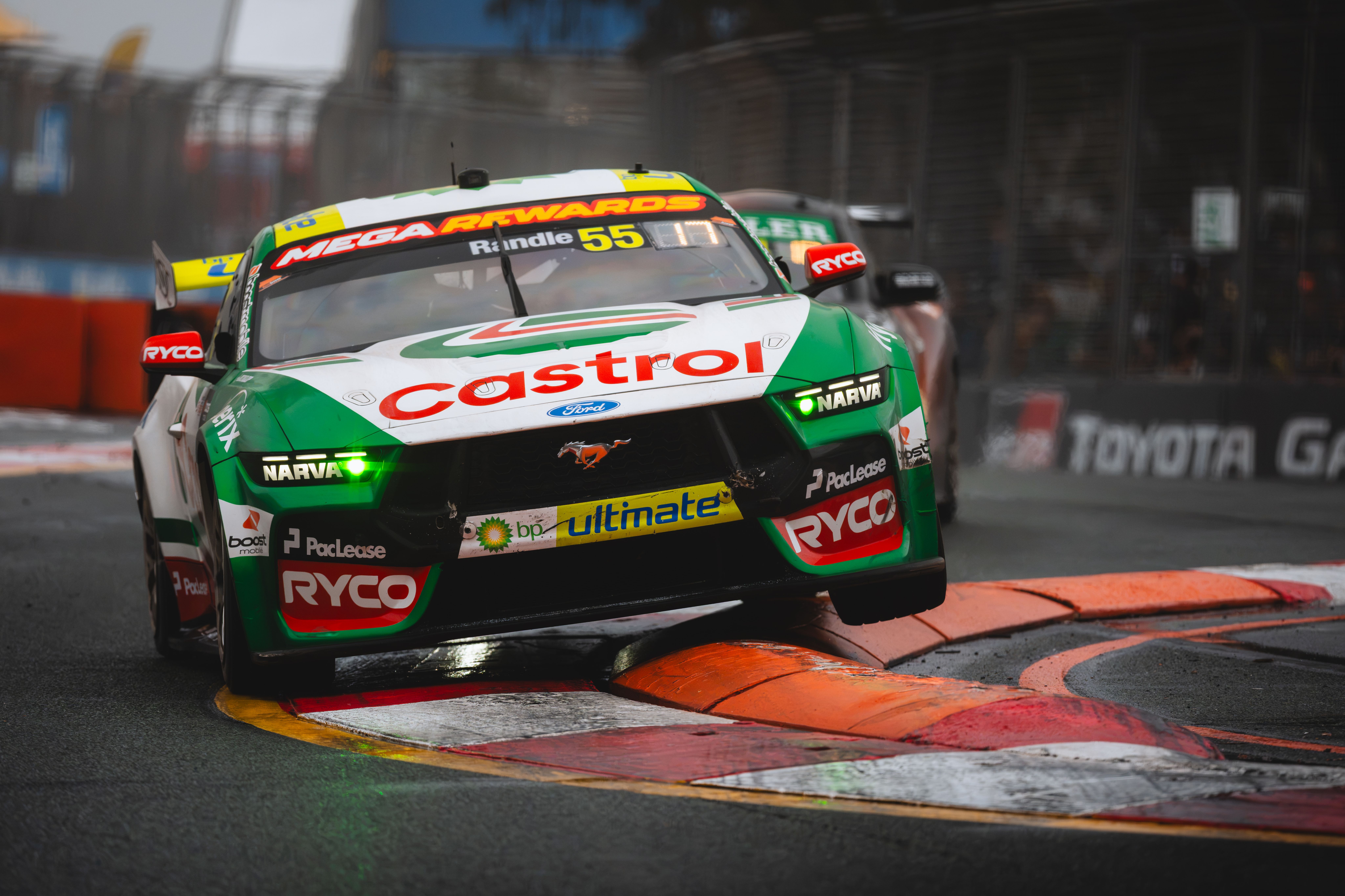 GOLD COAST 500: WATERS ADVANCES AS RANDLE FIGHTS BACK