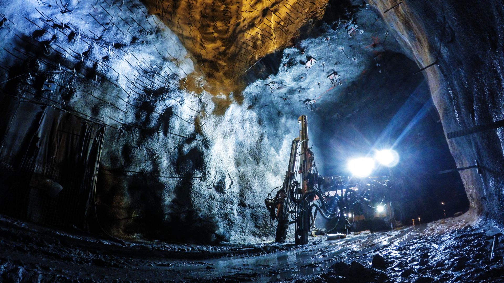 Tremor: Less Downtime. Safer Worksites. The Right Amount of Light