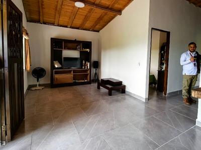 Mejoramiento del hogar de Jorge Iván, Jennifer y sus hijos en la zona rural de nuestro hermoso San Carlos.