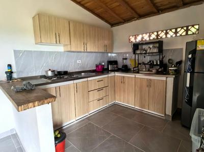 Mejoramiento del hogar de Jorge Iván, Jennifer y sus hijos en la zona rural de nuestro hermoso San Carlos.
