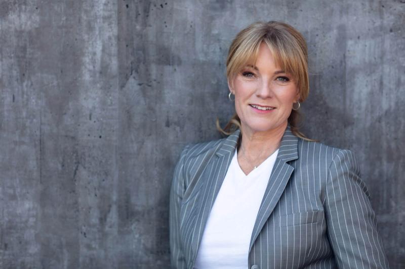 Kristina Sparreljung porträtt mur