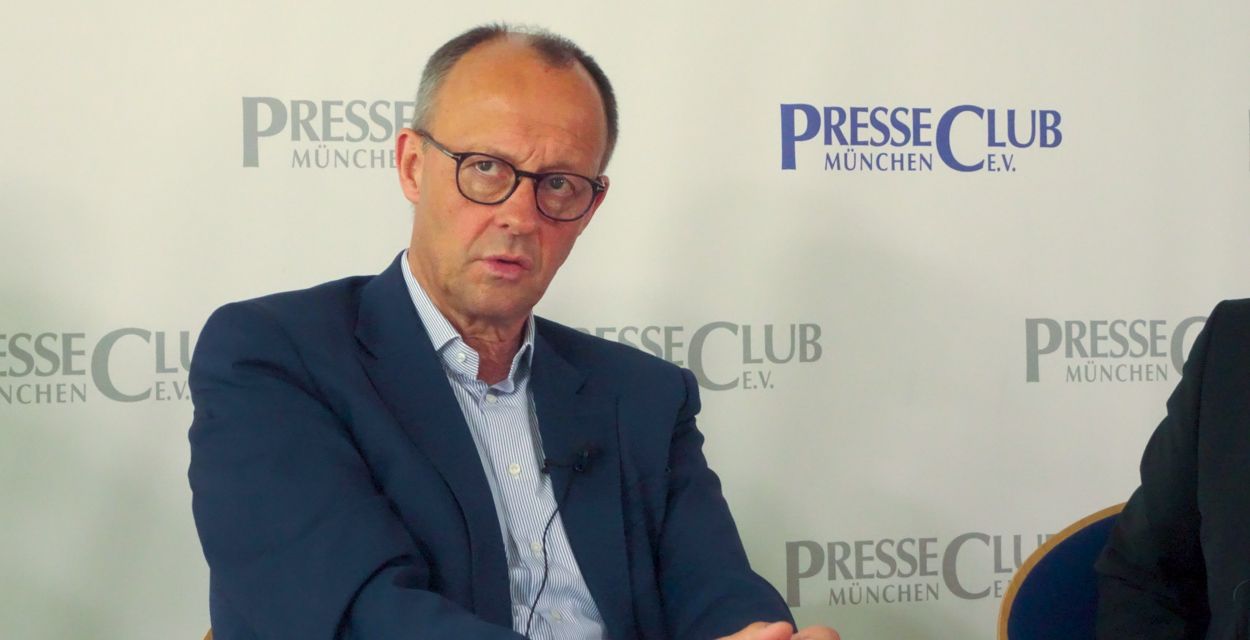 The CDU’s heavy losses in Berlin and Mecklenburg-Western Pomerania mark a major setback for Chancellor Friedrich Merz, intensifying pressure on his leadership and reform agenda. Photo: Michael Lucan/Wikimedia Commons, CC BY-SA 3.0 DE