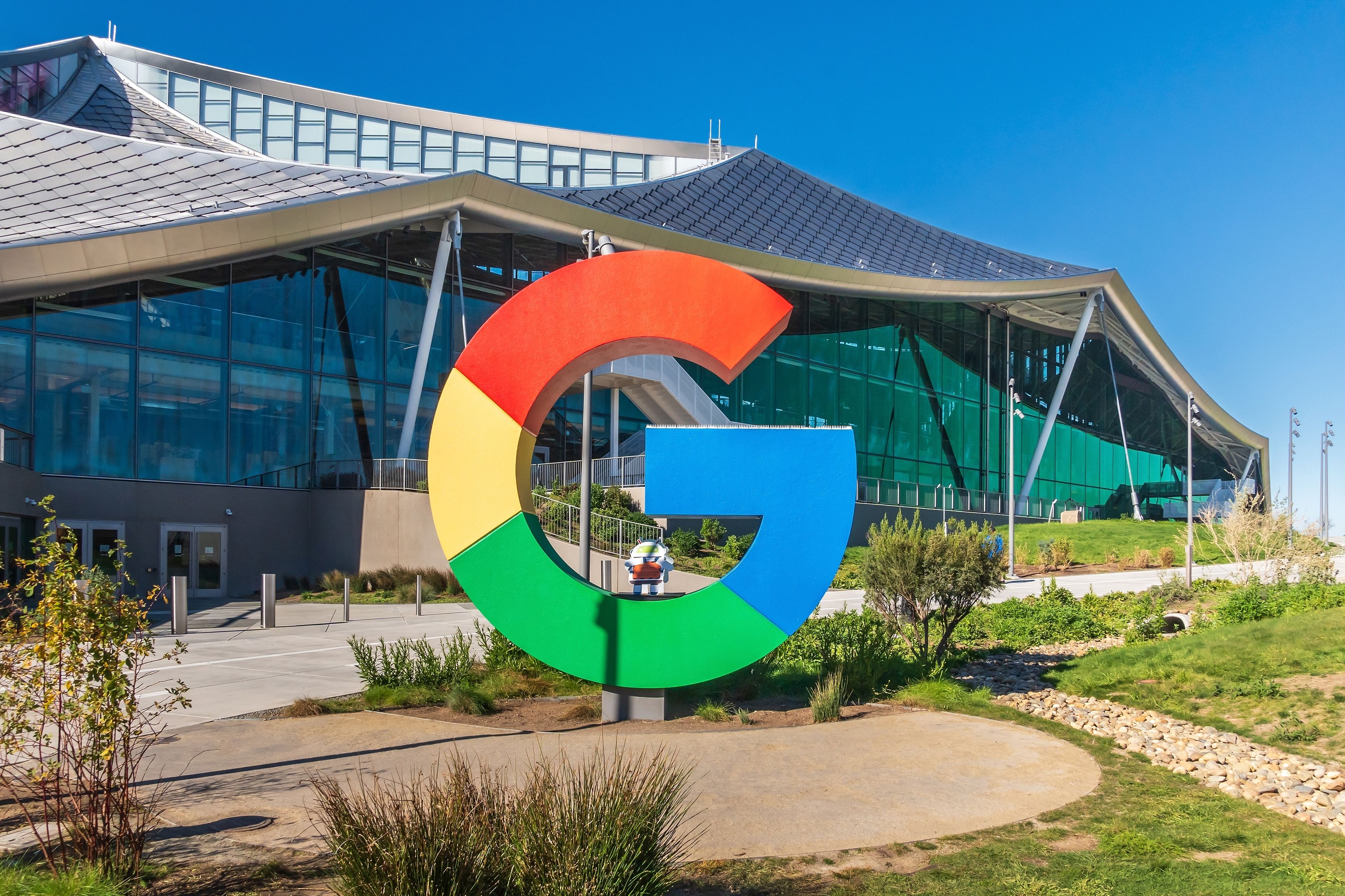 Google Faces Police Questioning As India Cracks 500,000-Account Bomb Hoax Network