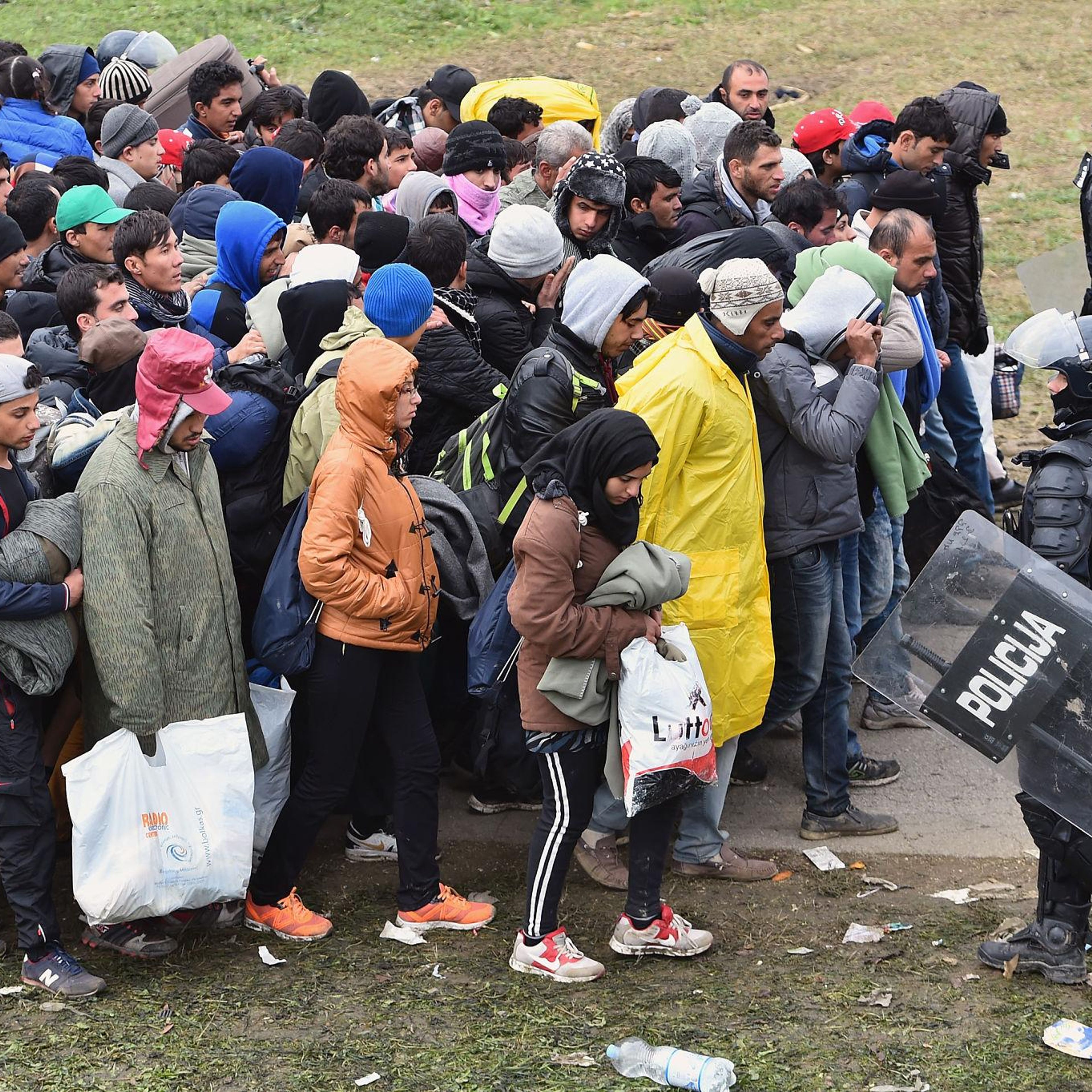 Five EU Countries Back Deportation Hubs Outside Europe, Uganda and Rwanda in Focus