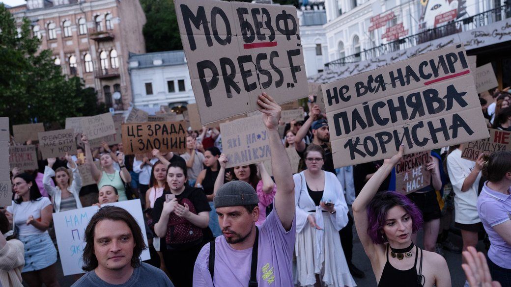 Zelensky’s Sacking of Popular Defence Minister Fedorov Sparks Rare Wartime Protests