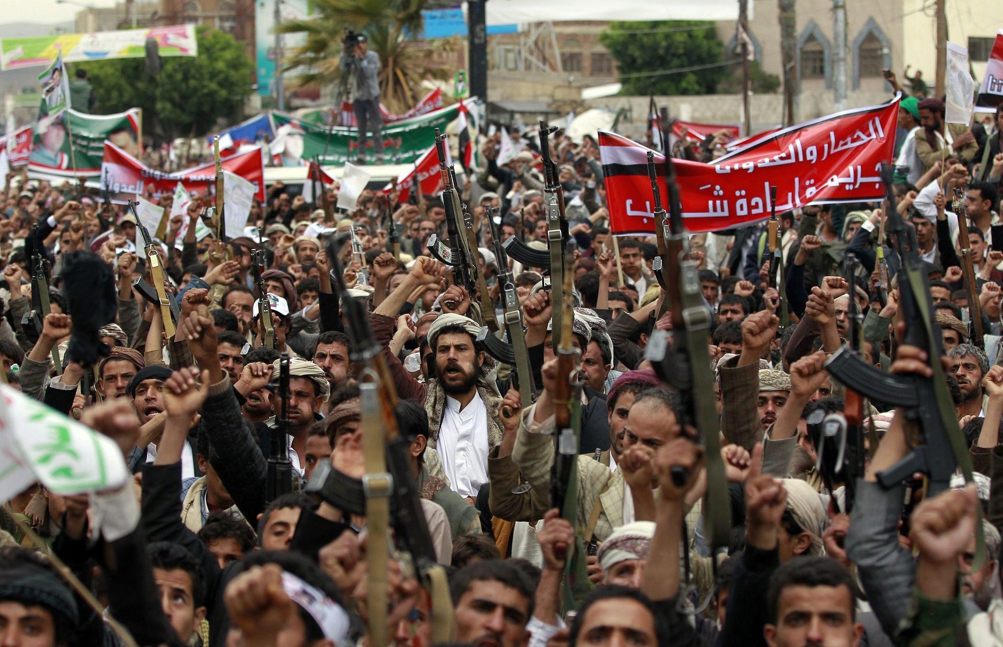 Houthi supporters gather during a protest against Saudi-led coalition airstrikes in Sanaa, Yemen, September 4, 2015. Henry Ridgwell/Wikimedia Commons