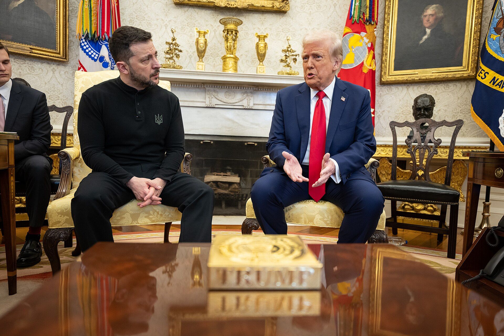 Trump Turns Up Heat on Zelenskyy Over Peace Deal with Russia