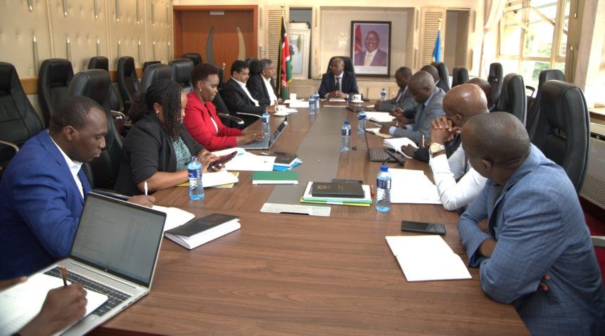 Kenya’s Mining Principal Secretary Harry Kimtai (centre) chairs the first meeting to resolve the Tata Chemicals Magadi dispute. The high-level technical committee was established by Mining Minister Hassan Joho. Photo: Henry Owino