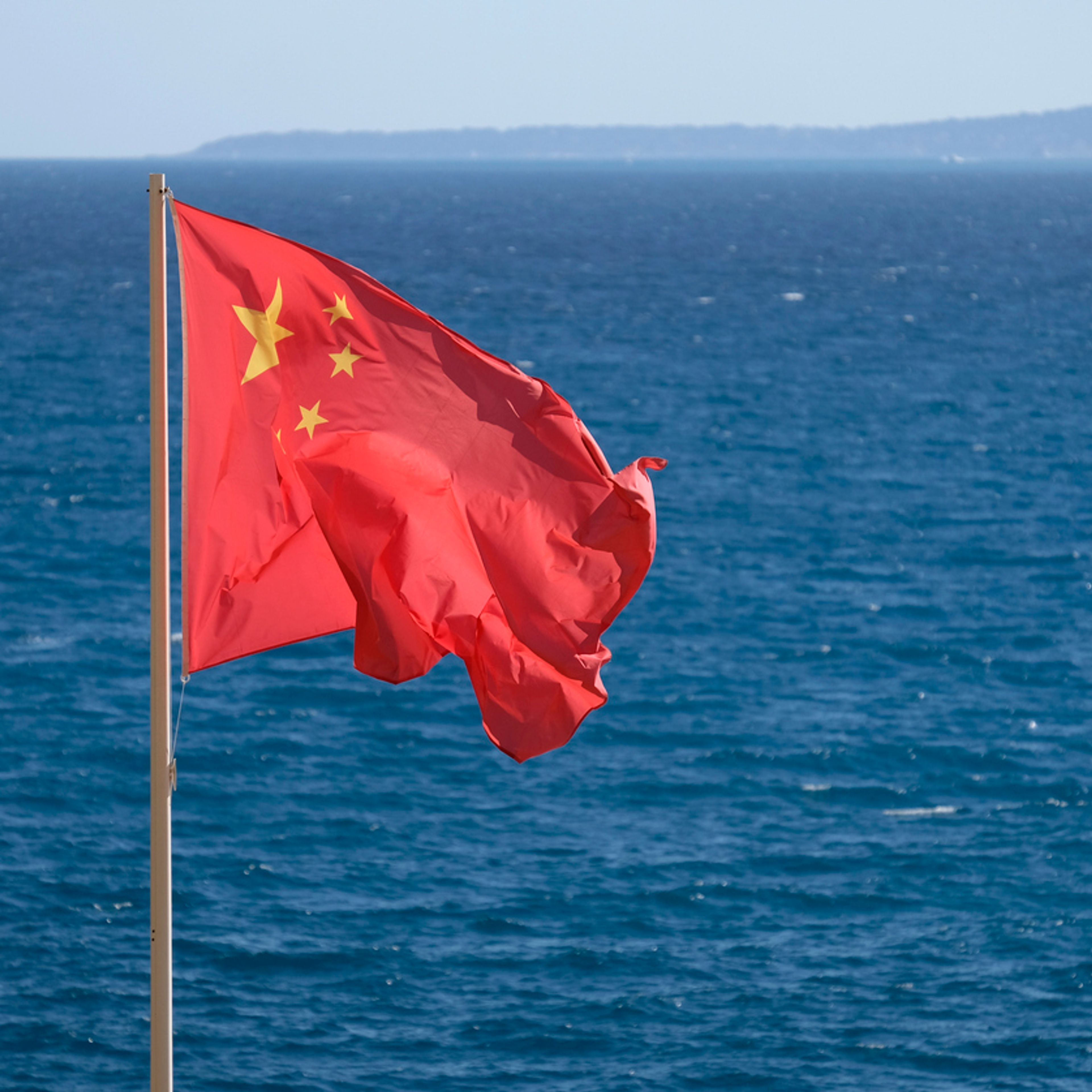 Philippines Sailor Injured as China Clashes With Manila, Rattles Japan in Same Week