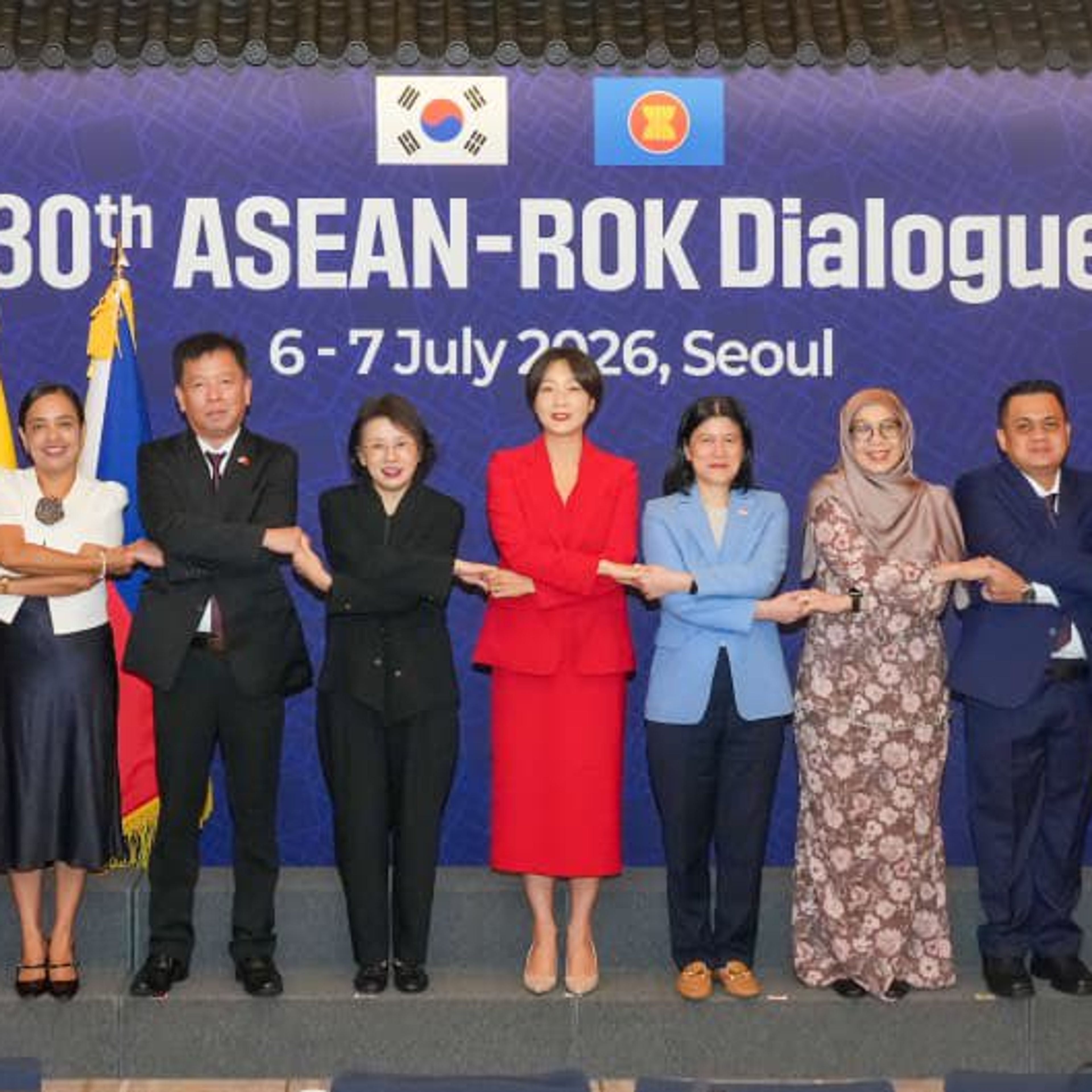 ASEAN Leaders to Meet Diplomats from Myanmar indicating shift in latter’s diplomatic policy