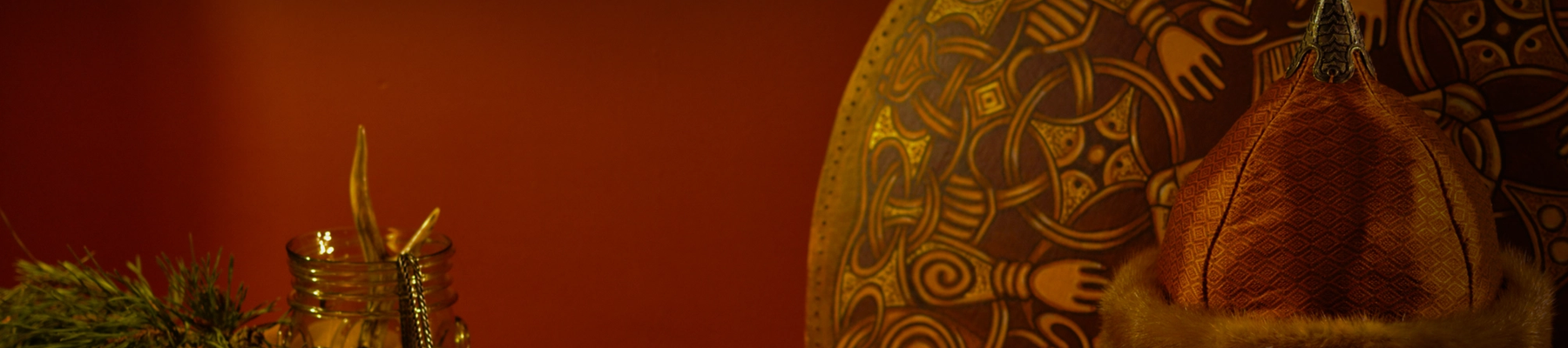 How to care on natural textiles, leather and armor