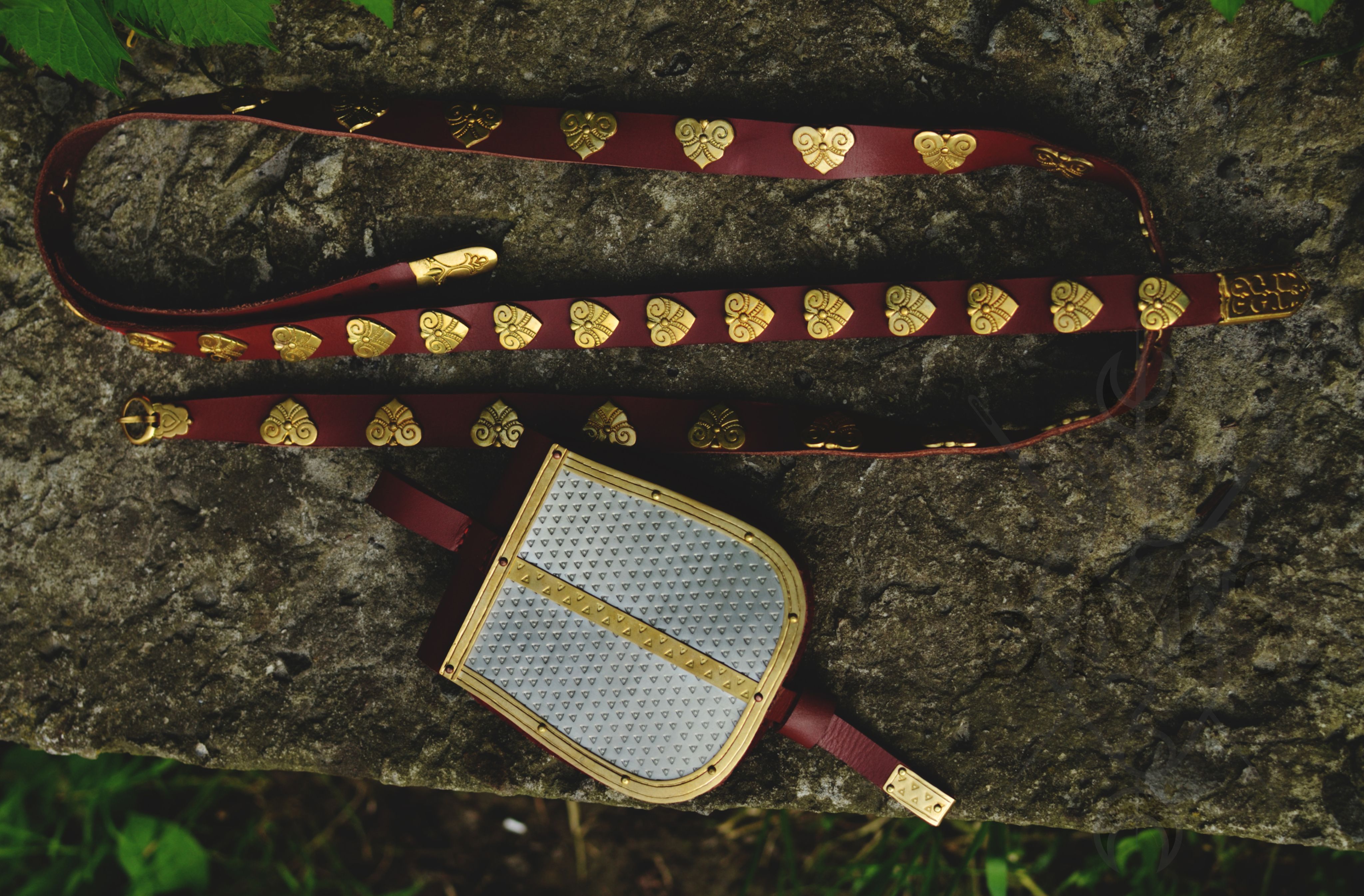 Belts & purses