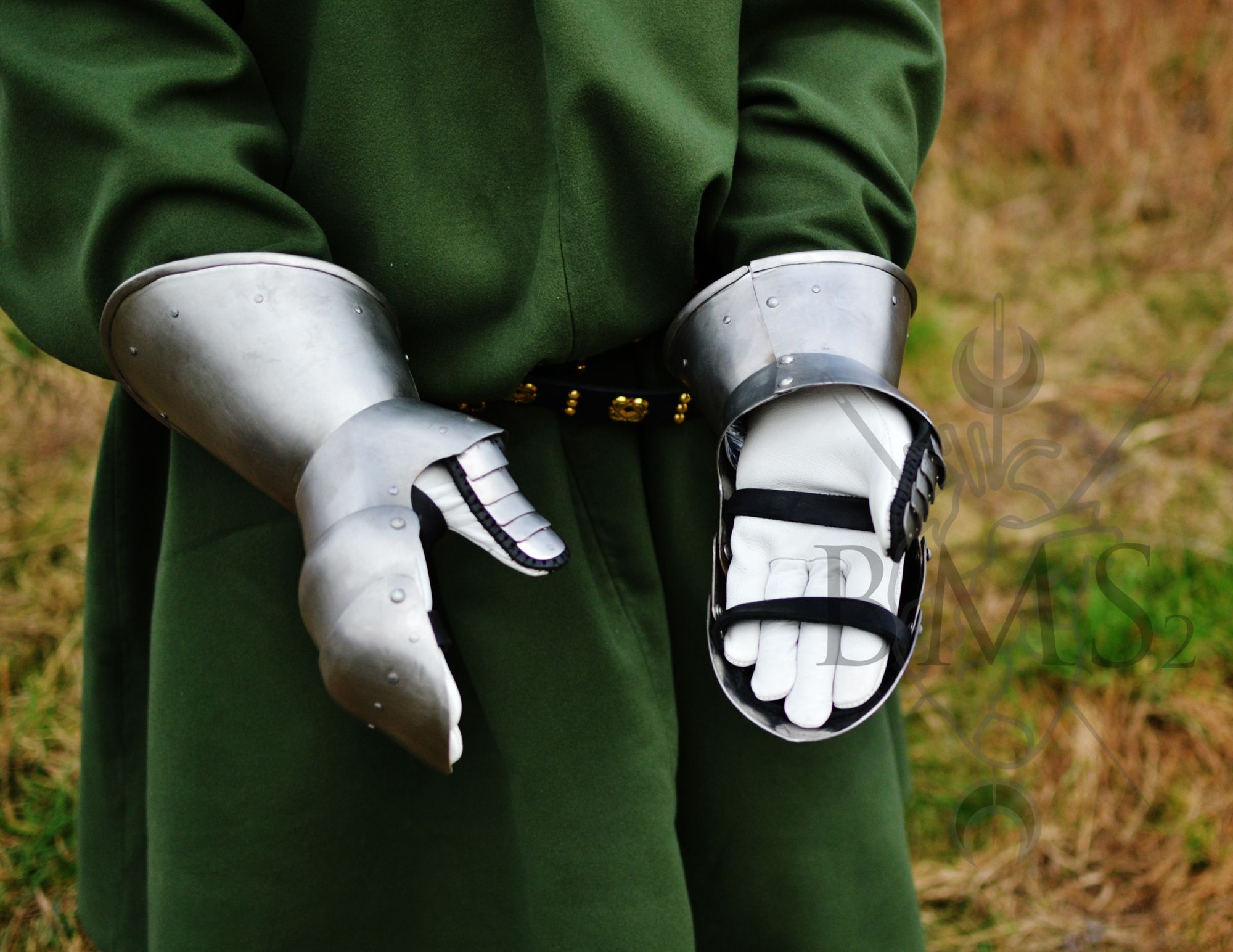 Medieval gauntlets (milanese style, stainless steel) 14-15th century