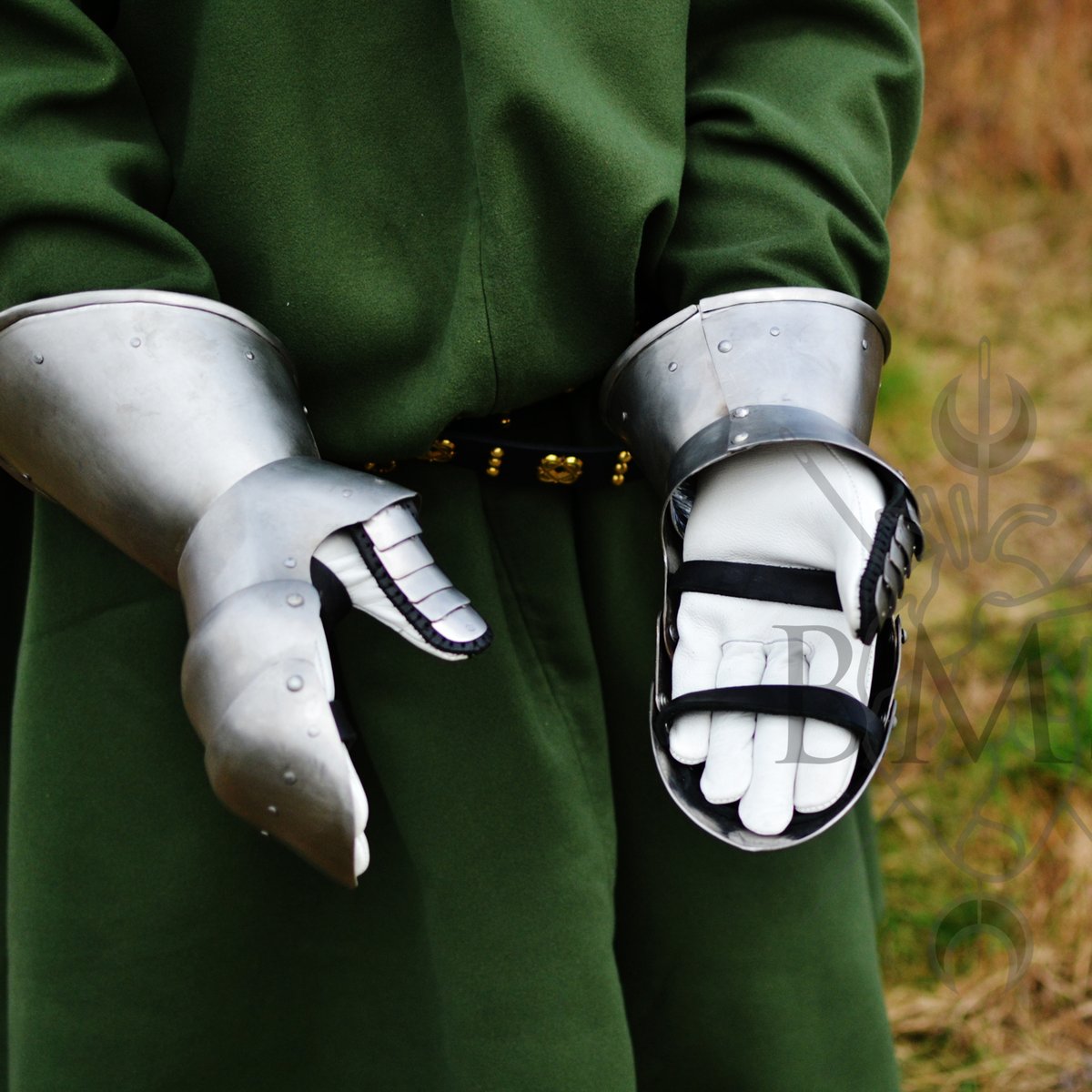 Medieval gauntlets (milanese style, stainless steel) 14-15th century