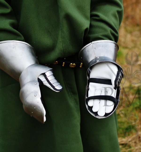 Medieval gauntlets (milanese style, stainless steel) 14-15th century