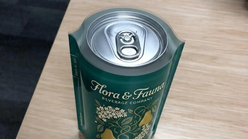 Shrink sleeve labels for cans