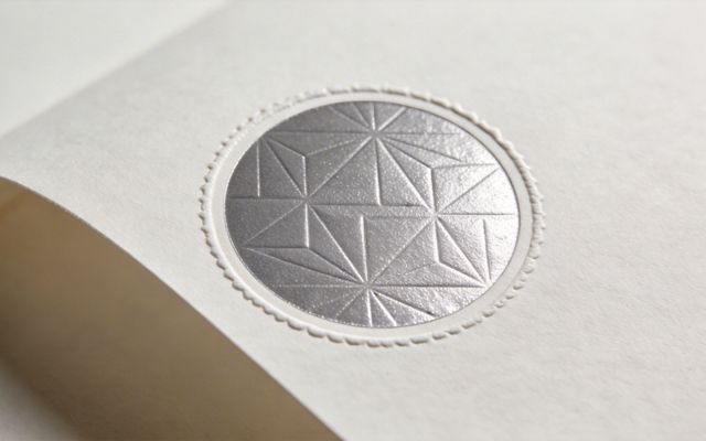 Spot UV Labels