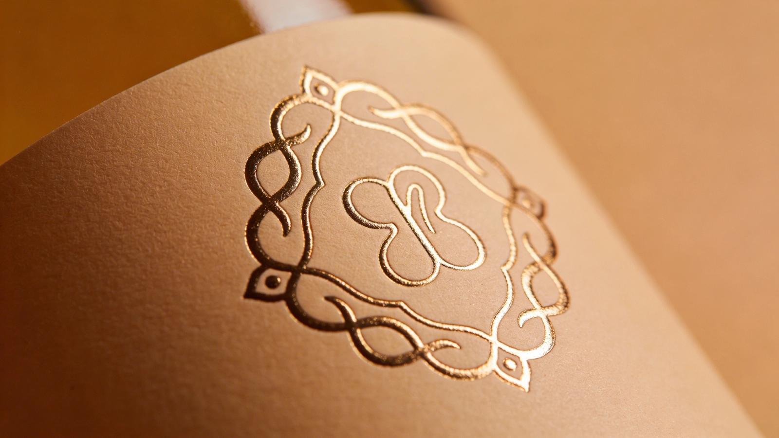 Foil Stamping Labels: Gold, Silver, Holographic & More