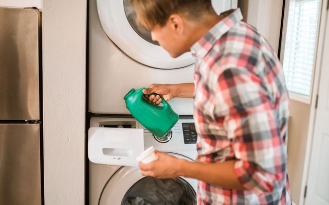 Apartments near Santa Monica College with Laundry cover
