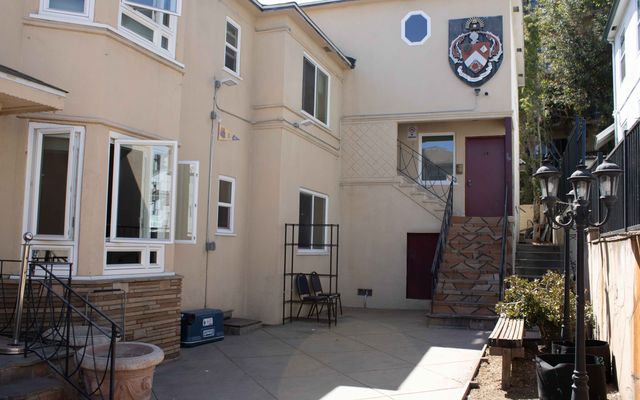Apartments on Landfair Avenue Near UCLA: Off-Campus Student Housing Guide cover