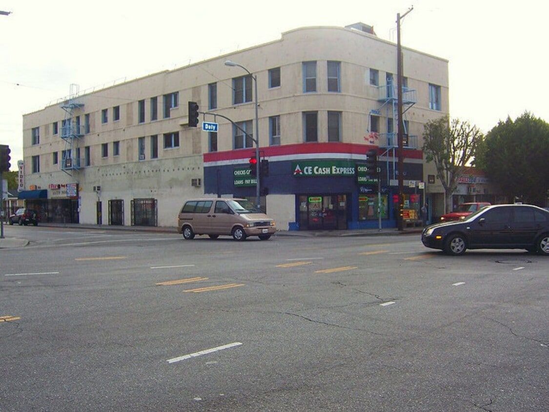 Where to Live Near CSULA: Verified Student Apartments