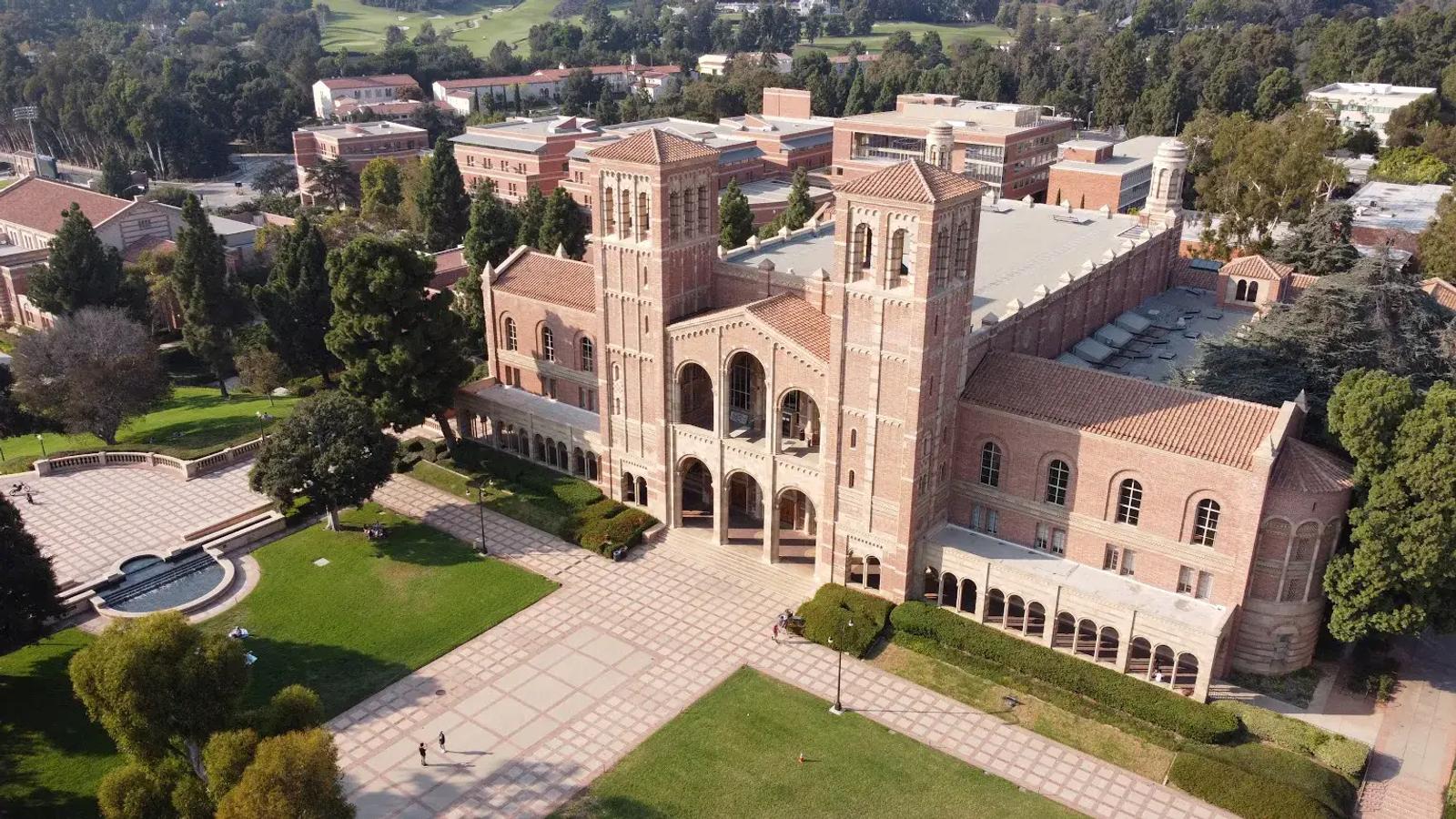 Best Off Campus Apartments Near UCLA