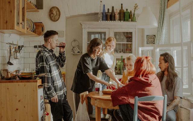 Affordable Apartments Near UCLA: Your Ultimate Guide to Great Deals in Off-Campus Housing cover