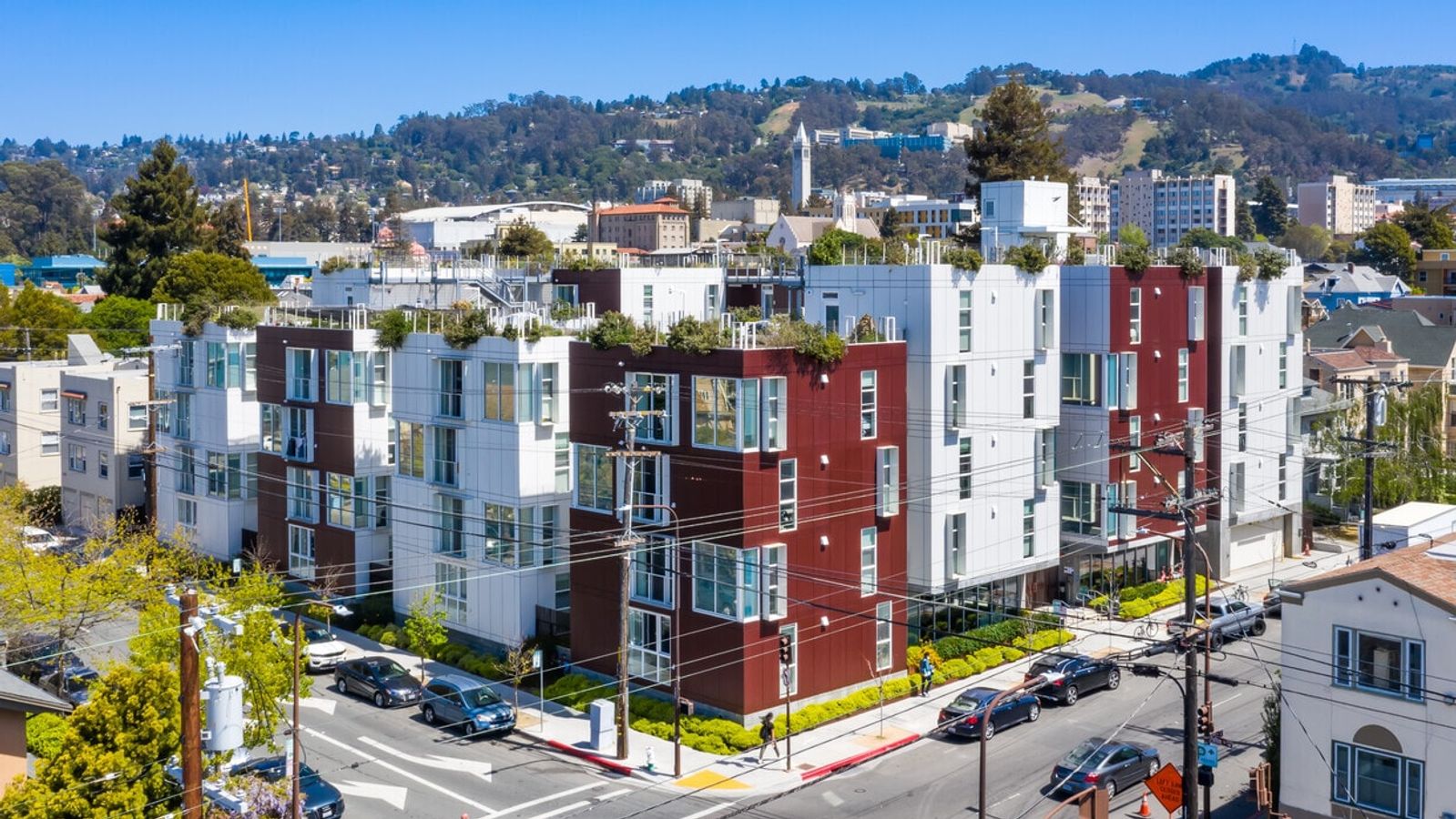 Top Off-Campus Apartments Within Walking Distance to UCSB