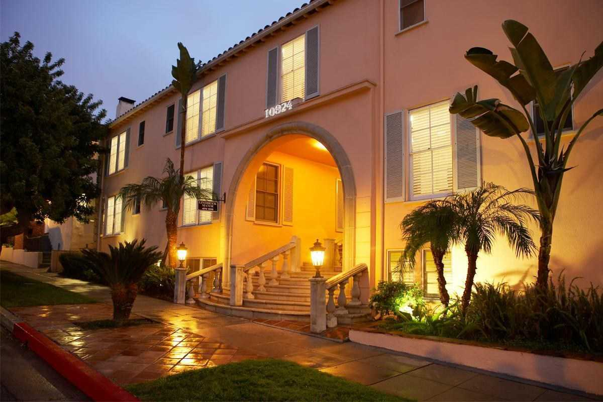 Top Off-Campus Apartments for UCLA Students Who Want Easy Access to Campus in 2025