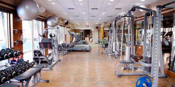 Finding Student Apartments Near Santa Monica College with Excellent Gym Access