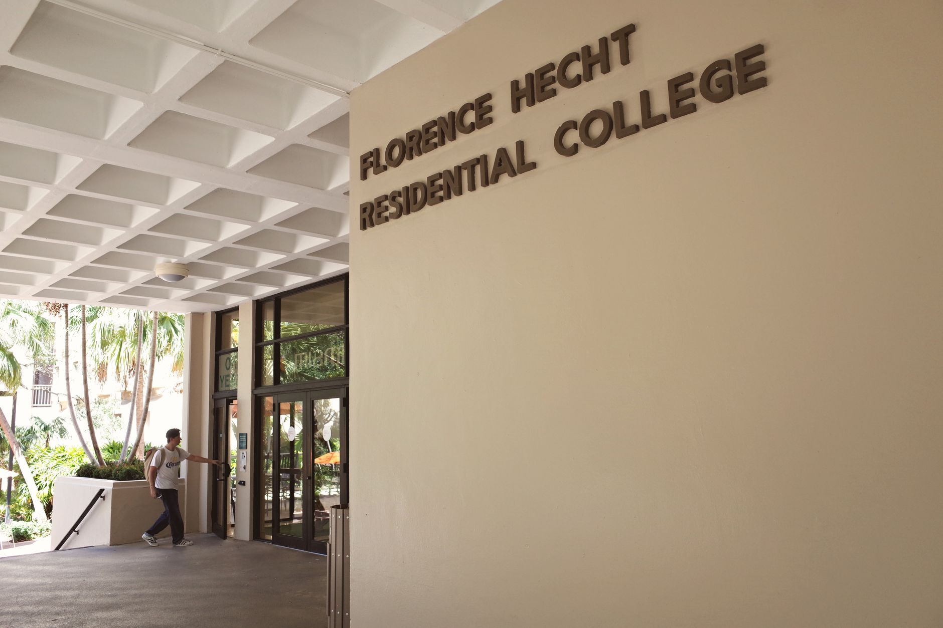 The Ultimate Guide to the Best Apartments on Strathmore Drive near UCLA