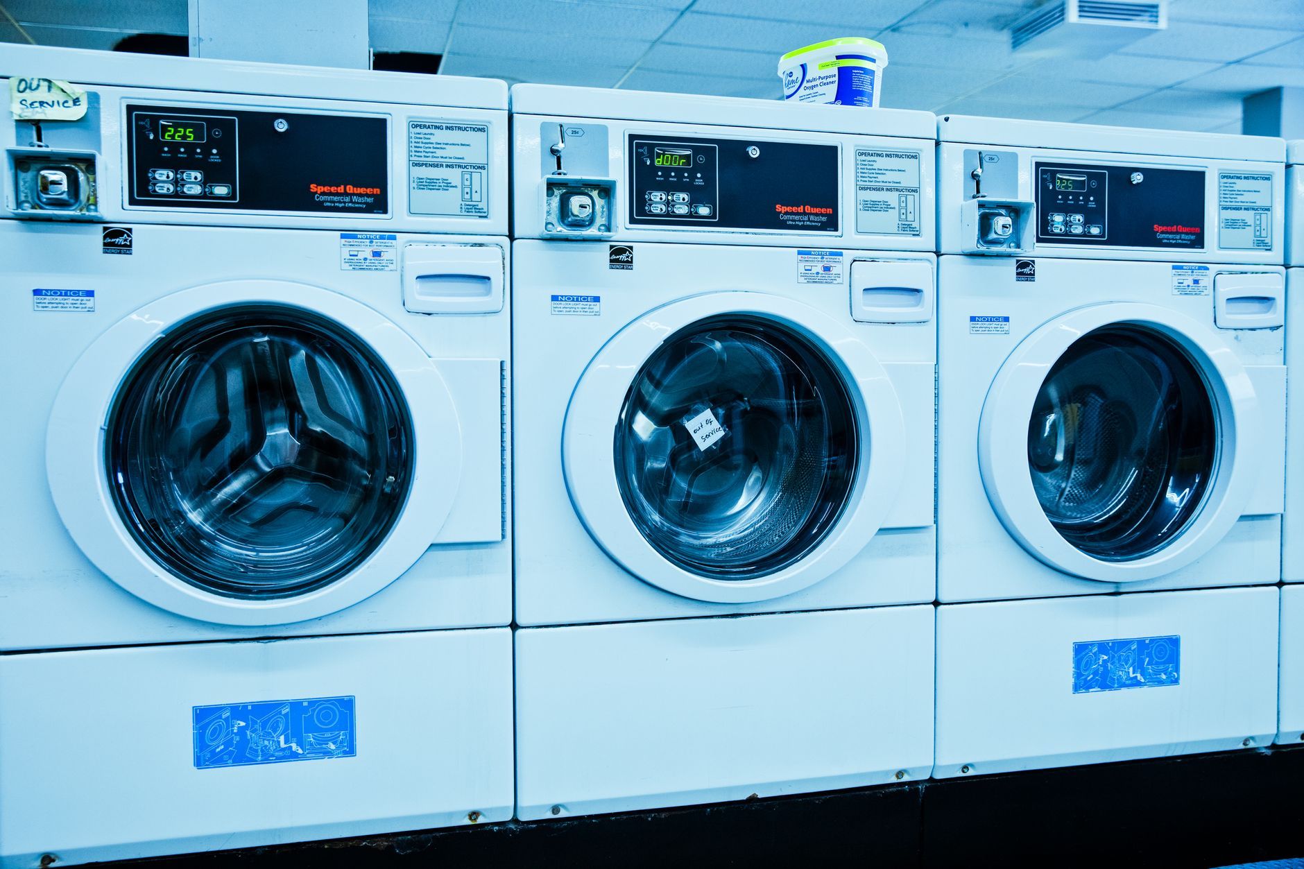 UCLA Apartments With Shared Laundry Facilities: 4 Off-Campus Options