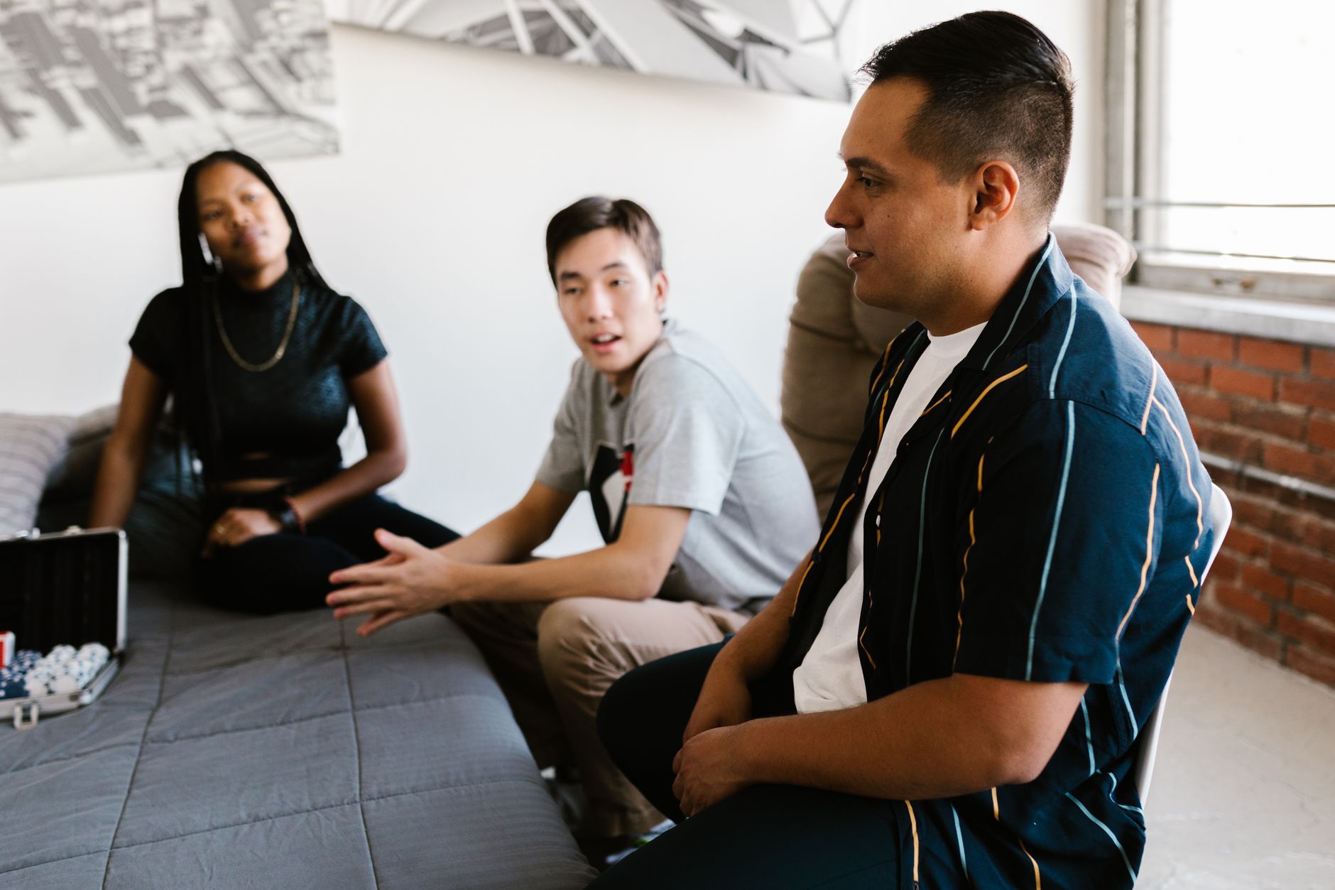 Furnished Apartments Near UCLA: 5 Off-Campus Options