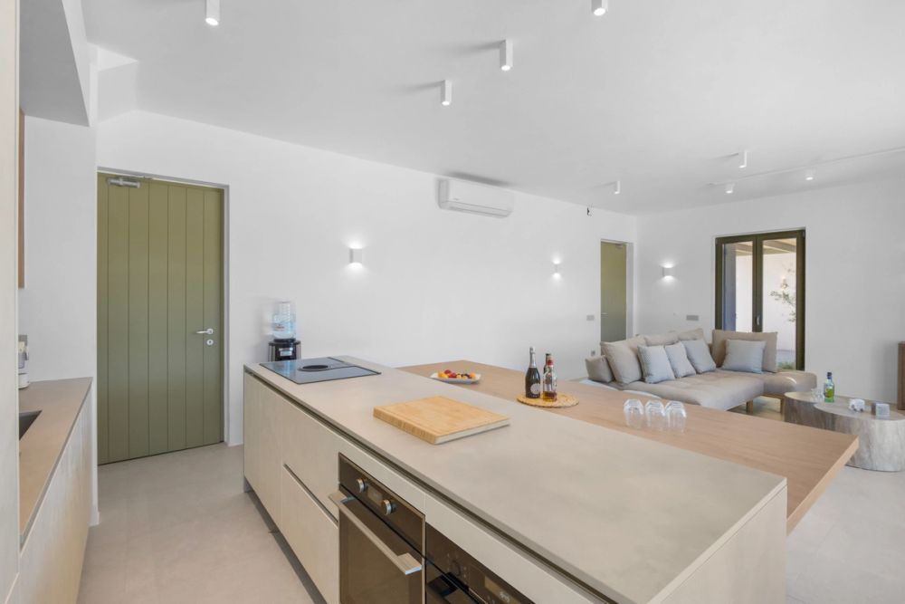 Kitchen/Living Room 