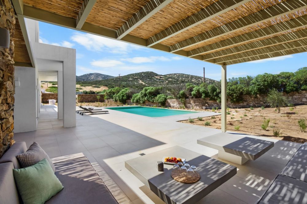 Outdoor Dining Area