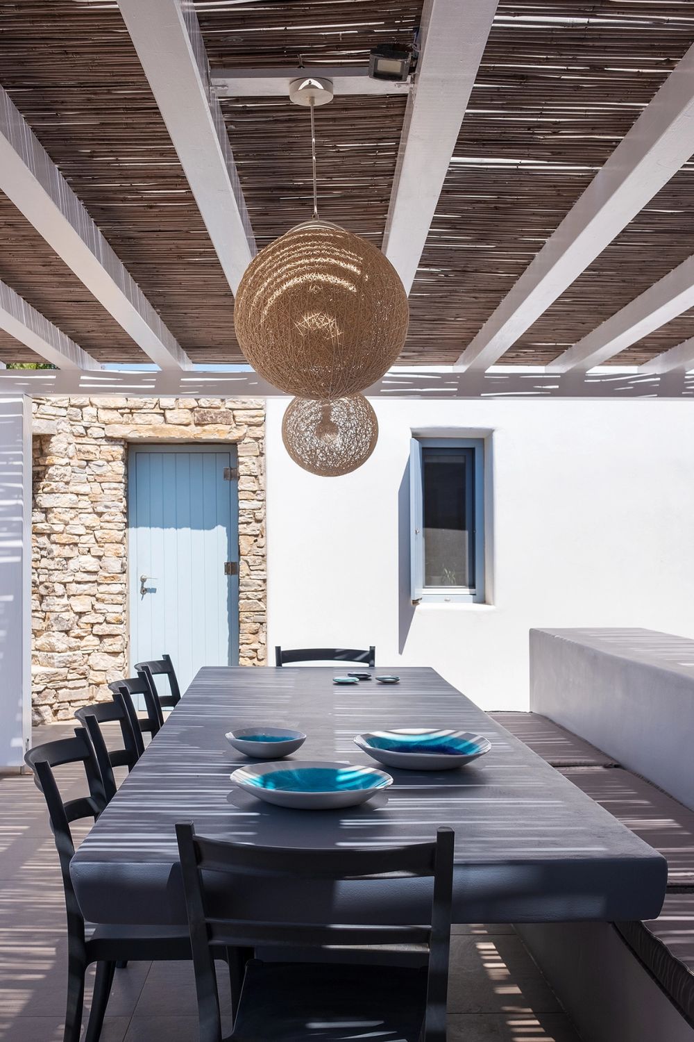 OUTDOOR DINING AREA 
