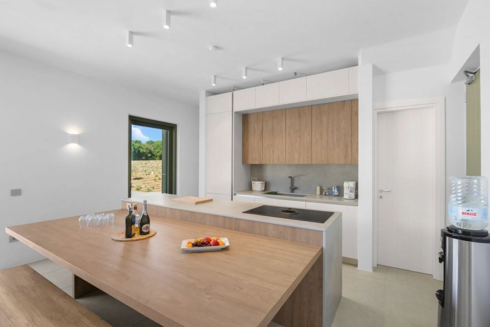 Kitchen/Living Room 