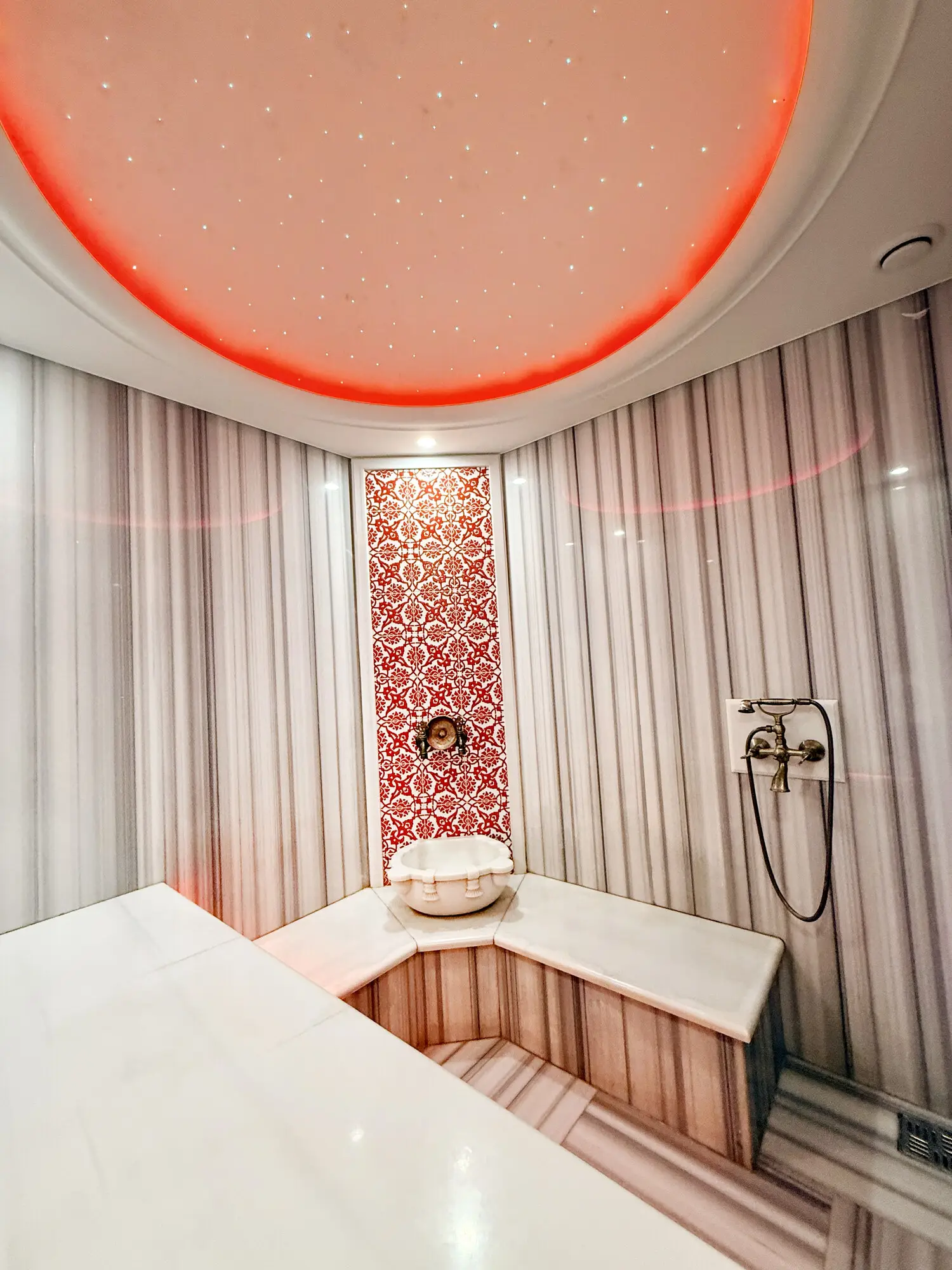 CITYLOFT 175 Presidential Suite: Süitteki özel hamam ve göbek taşı