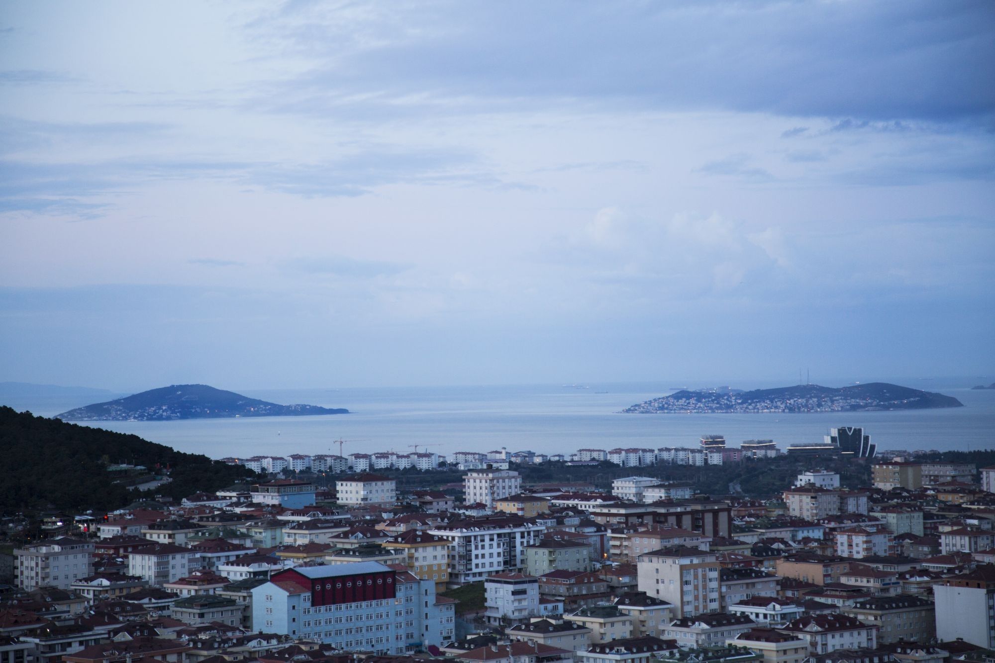 CITYLOFT 161 One Bedroom Sea view: Pencereden Adalar ve Marmara Denizi manzarası