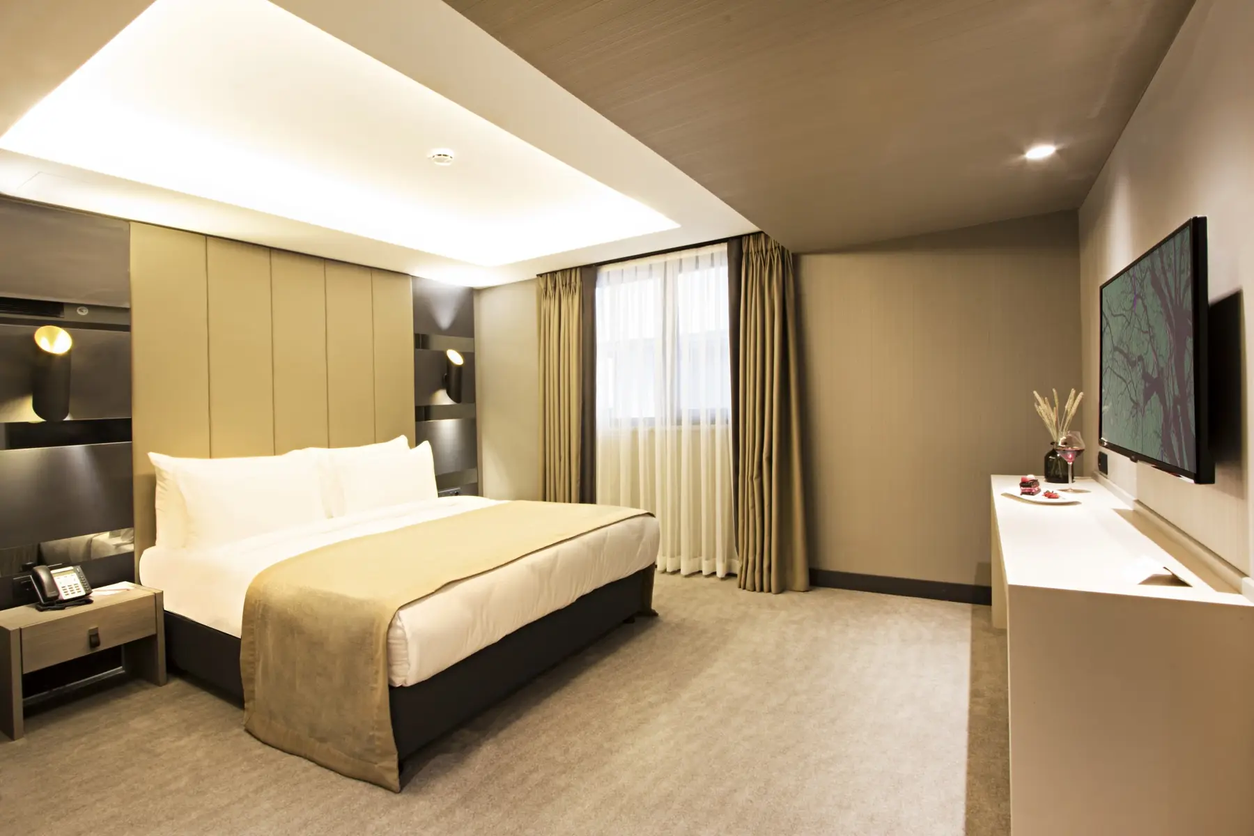 CITYLOFT 81 Family Suite: Çift kişilik yatak, TV ve çalışma tezgâhı
